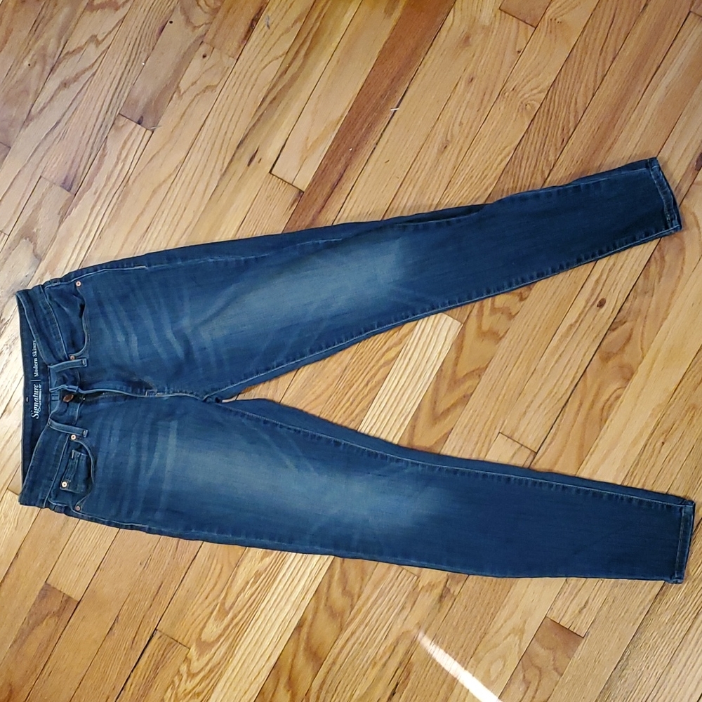 Levi Strauss & Co Size 2 Modern Skinny Jeans